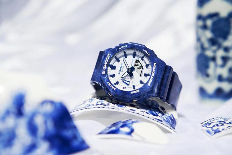 Наручные часы  Casio  G-Shock Casio GA-2100BWP-2A (фото 2)