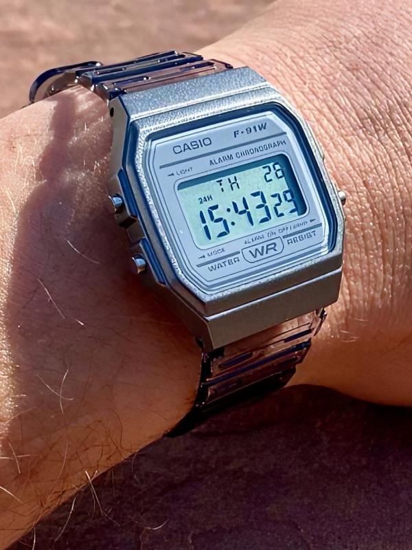 Наручные часы  Casio  Collection Casio F-91WS-2E (фото 6)