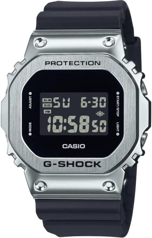 Casio GM-5600U-1E