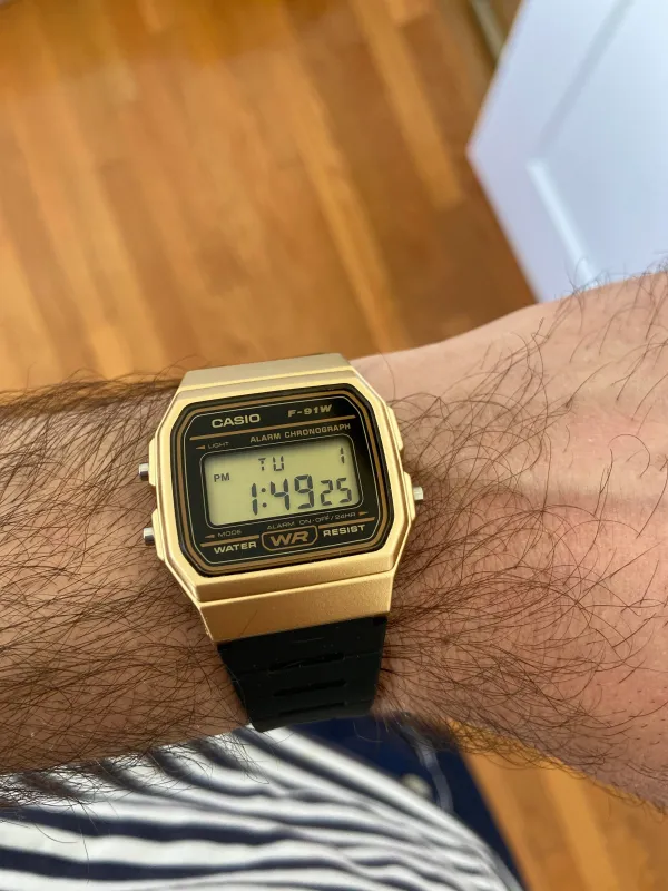 Наручные часы  Casio  Collection Casio F-91WM-9A (фото 22)