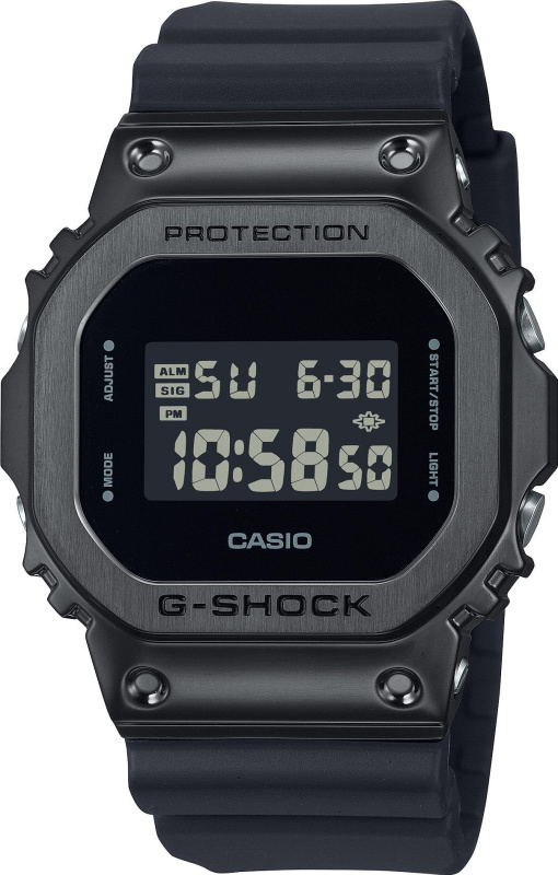 Casio GM-5600UB-1E