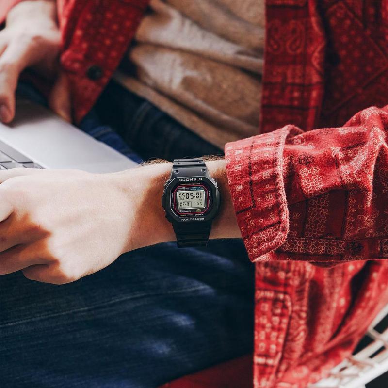 Наручные часы  Casio  G-Shock Casio DW-5000R-1A (фото 15)